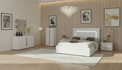 Carrara Bed with Anna Nightstands