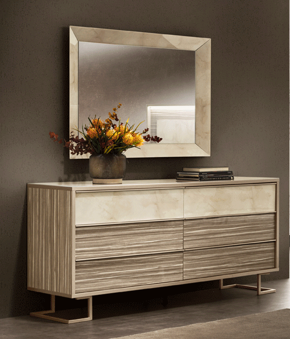 Bedroom Furniture Modern Bedrooms QS and KS Luce Double dresser / mirror